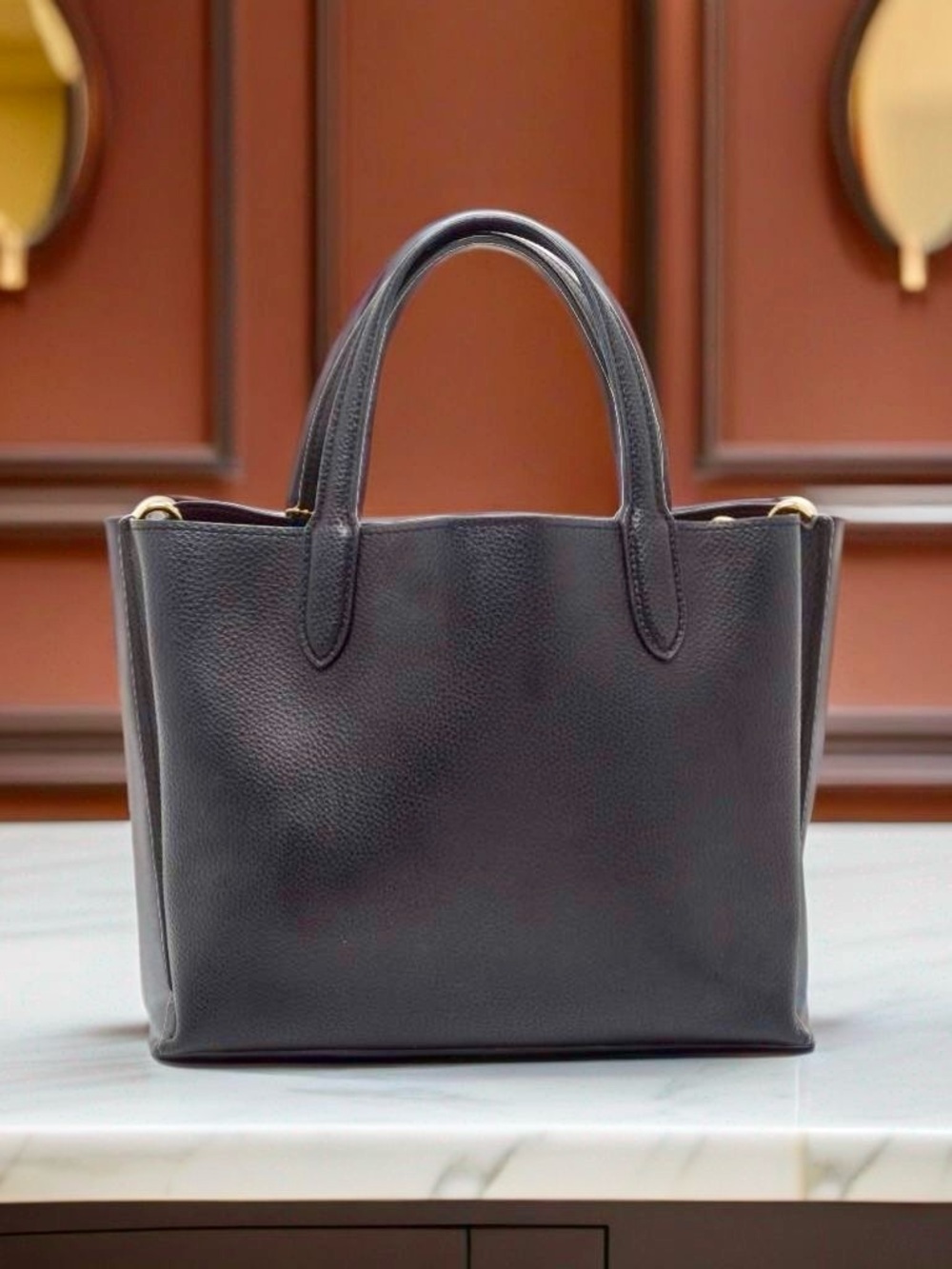 COACH Willow 24 Tote Bag – Black Polished Pebble Leather - Picture 2 of 8